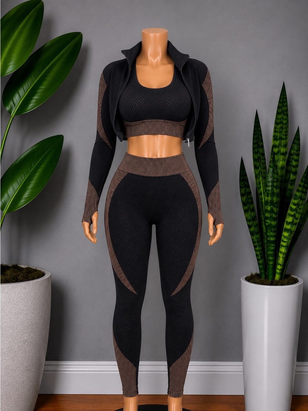 Three Piece Seamless Active Set - Mocha